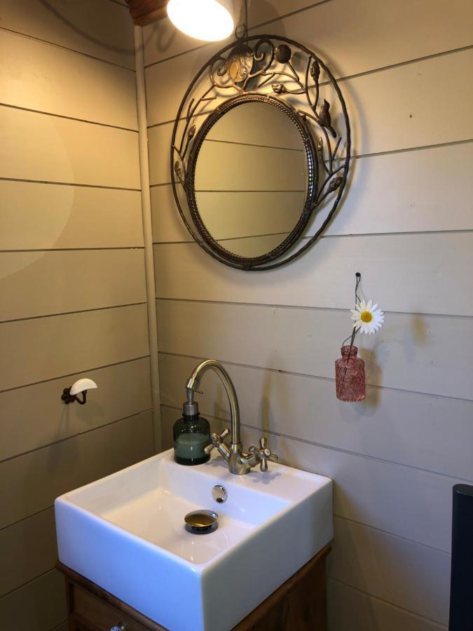 Roulotte A Holiday home Honfleur
